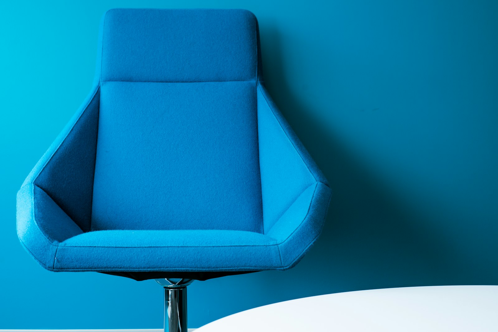 Ellis Ergonomic Task Chair — Cobalt