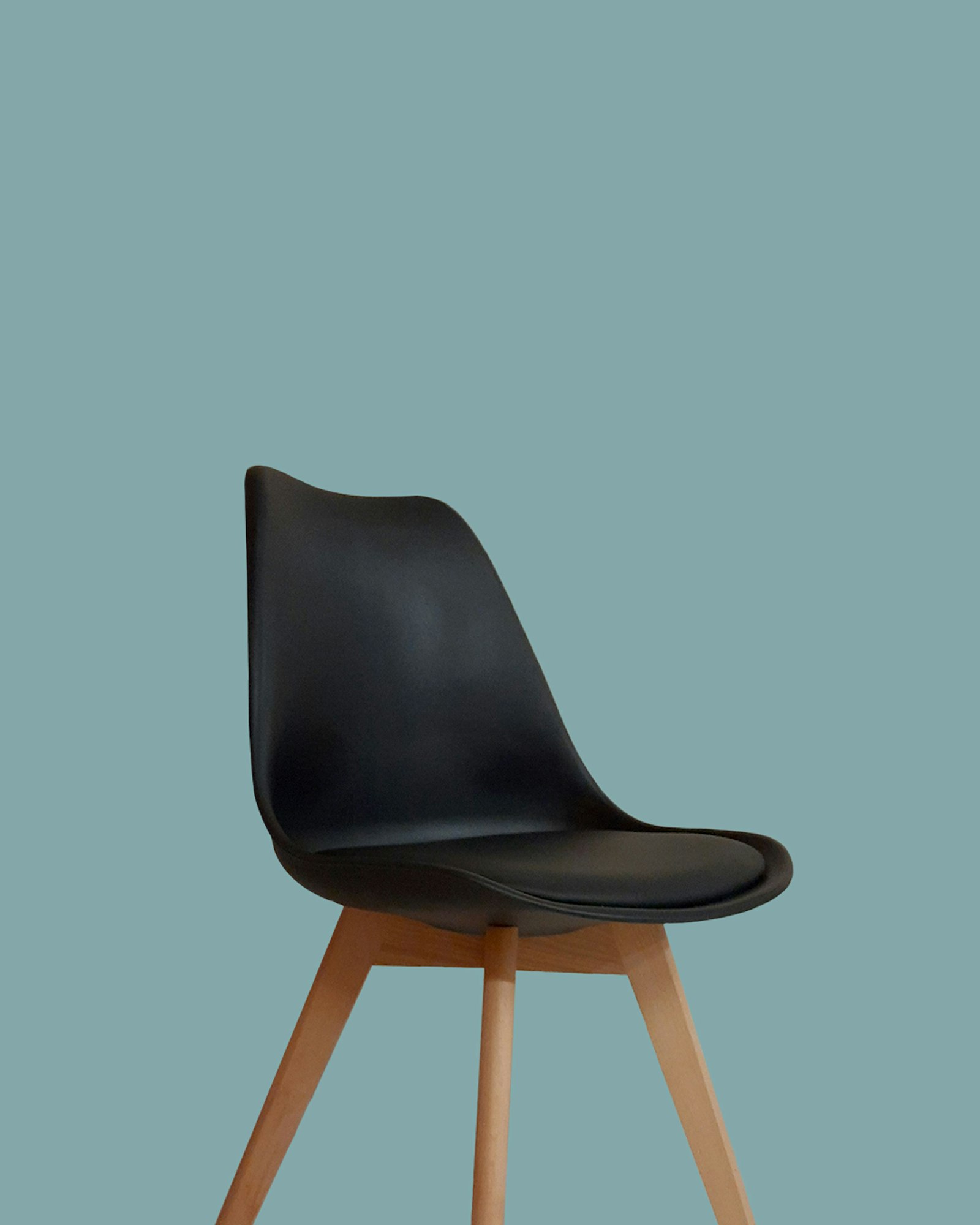 Copenhagen Moulded Dining Chair — Charcoal
